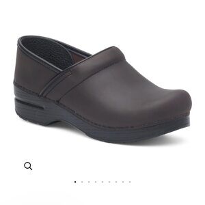 EUC Dansko Professional Slip-On Clogs Women’s Size 40 (US Size 9.5-10)